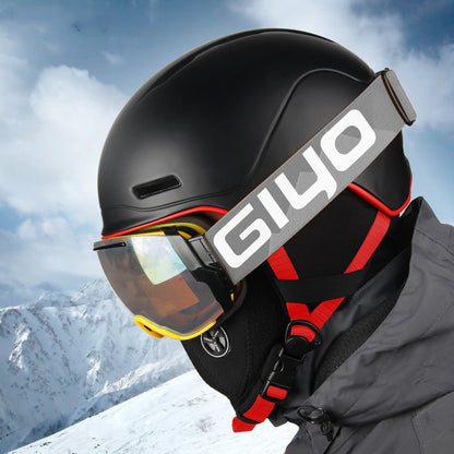 Warm and windproof helmet