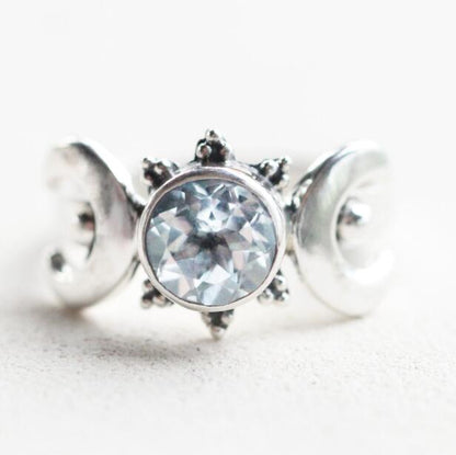 Vintage Thai Silver Moonstone Ring Ethnic Wind Diamond Ring