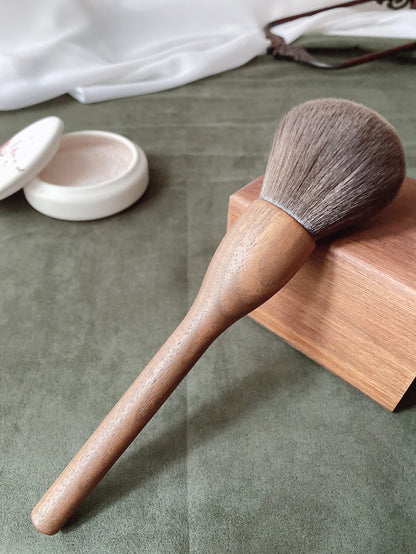 Walnut fiber hair makeup brush