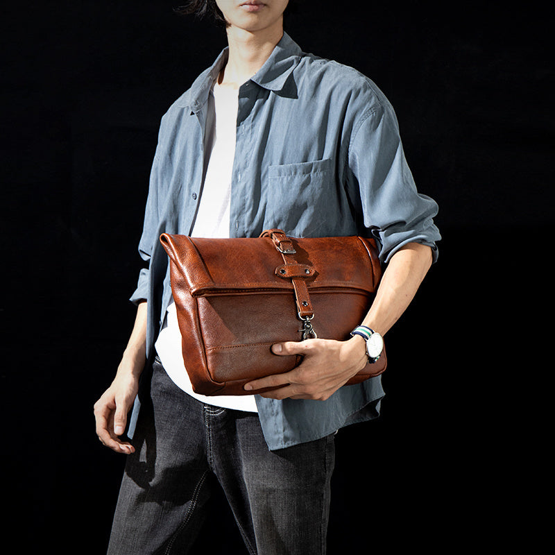 Vintage Shoulder Bag In Polished Vegetable Tanned Leather