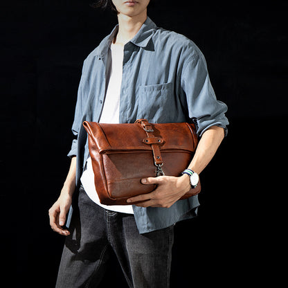 Vintage Shoulder Bag In Polished Vegetable Tanned Leather